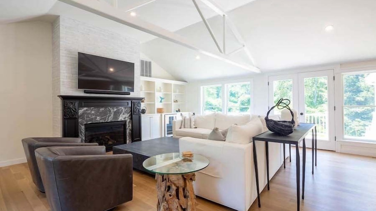 Photo of Livingroom in North Chatham