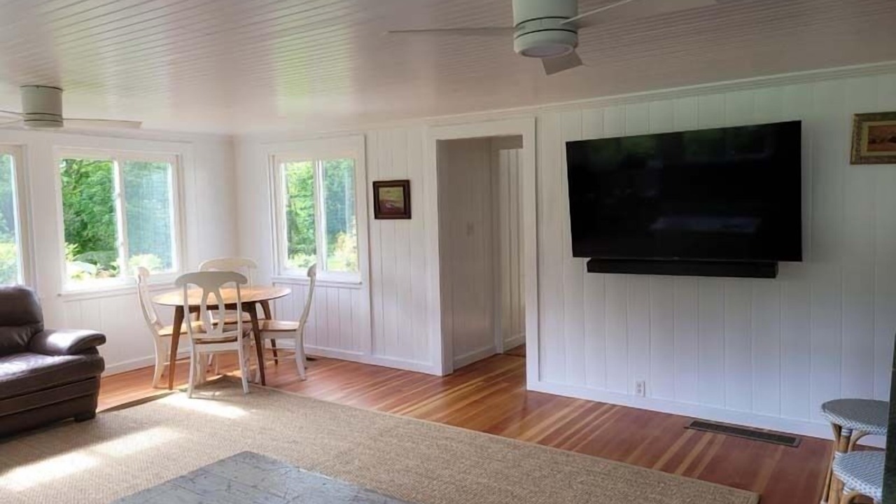Photo of Livingroom in Cummaquid