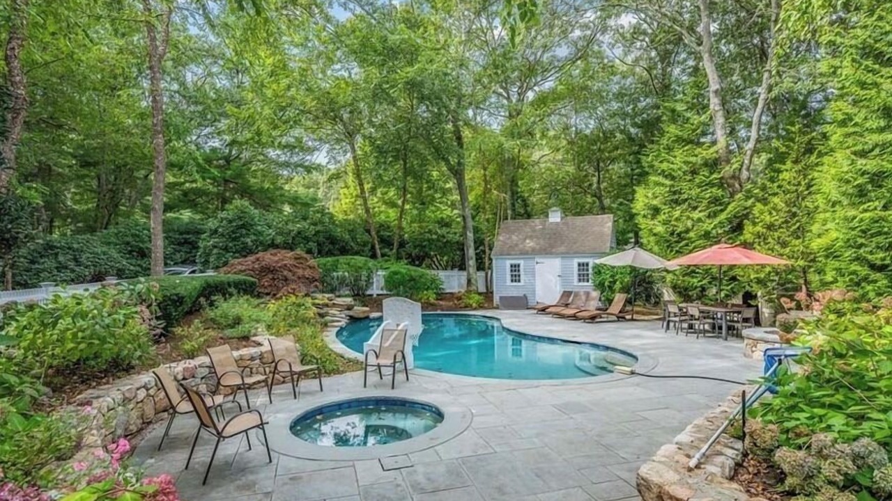 Photo of Outdoor in Marstons Mills