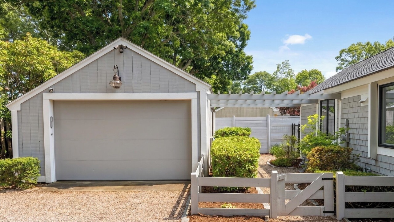 Photo of Outdoor in Mews Village