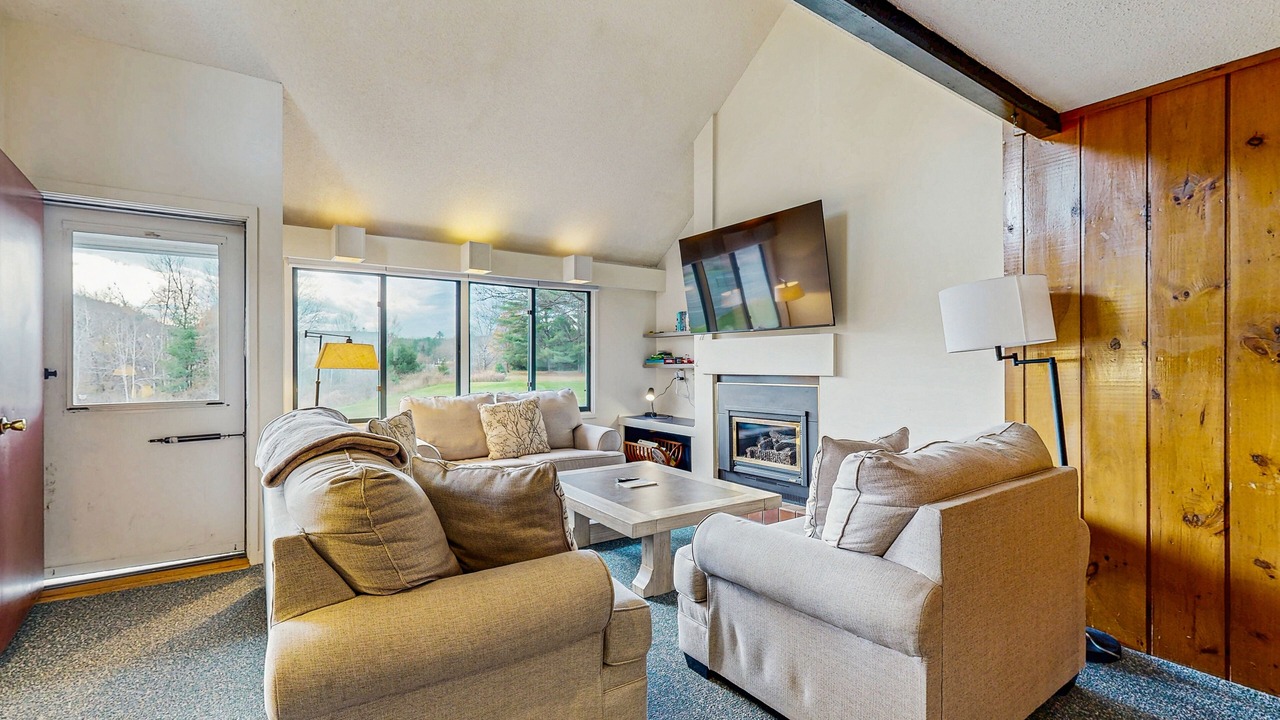 Photo of Livingroom in Stowe Area