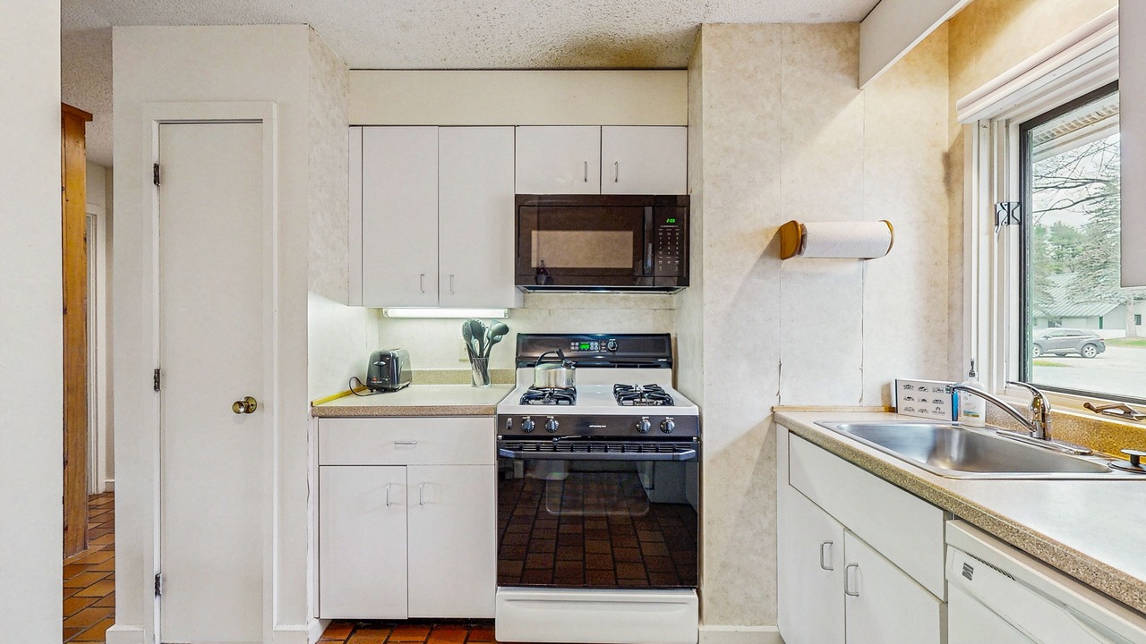 Photo of Kitchen in Stowe Area