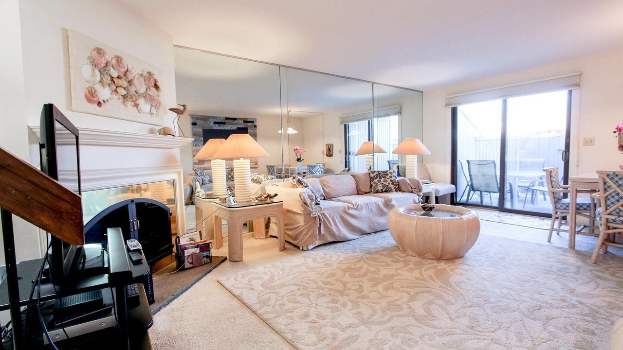 Photo of Livingroom in Hyannis