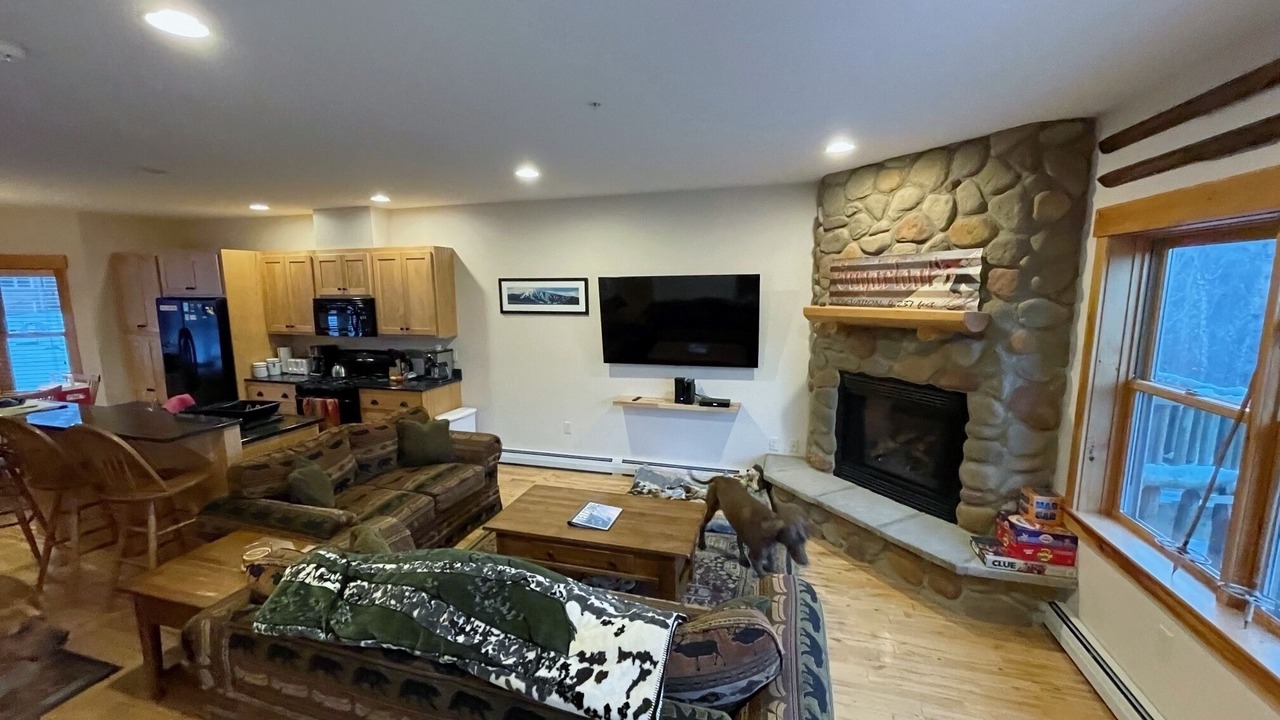 Photo of Livingroom in Carrabassett Valley