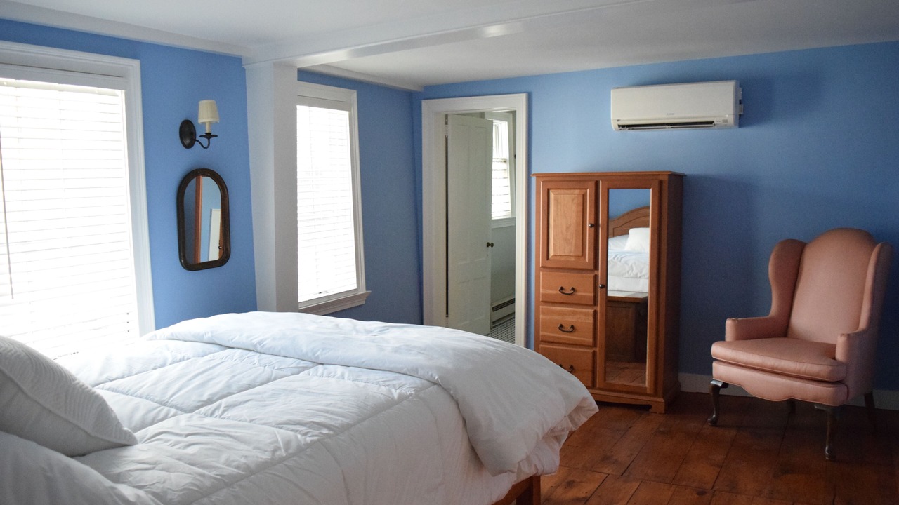 Photo of Bedroom in Stonington