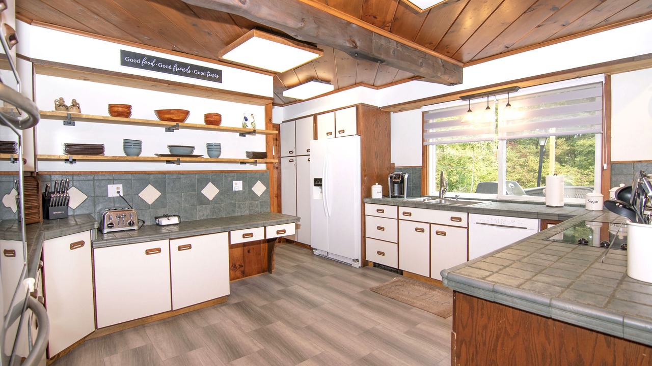 Photo of Kitchen in Lake George