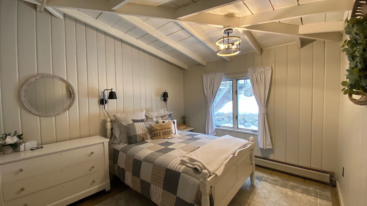 Photo of Bedroom in Newbury