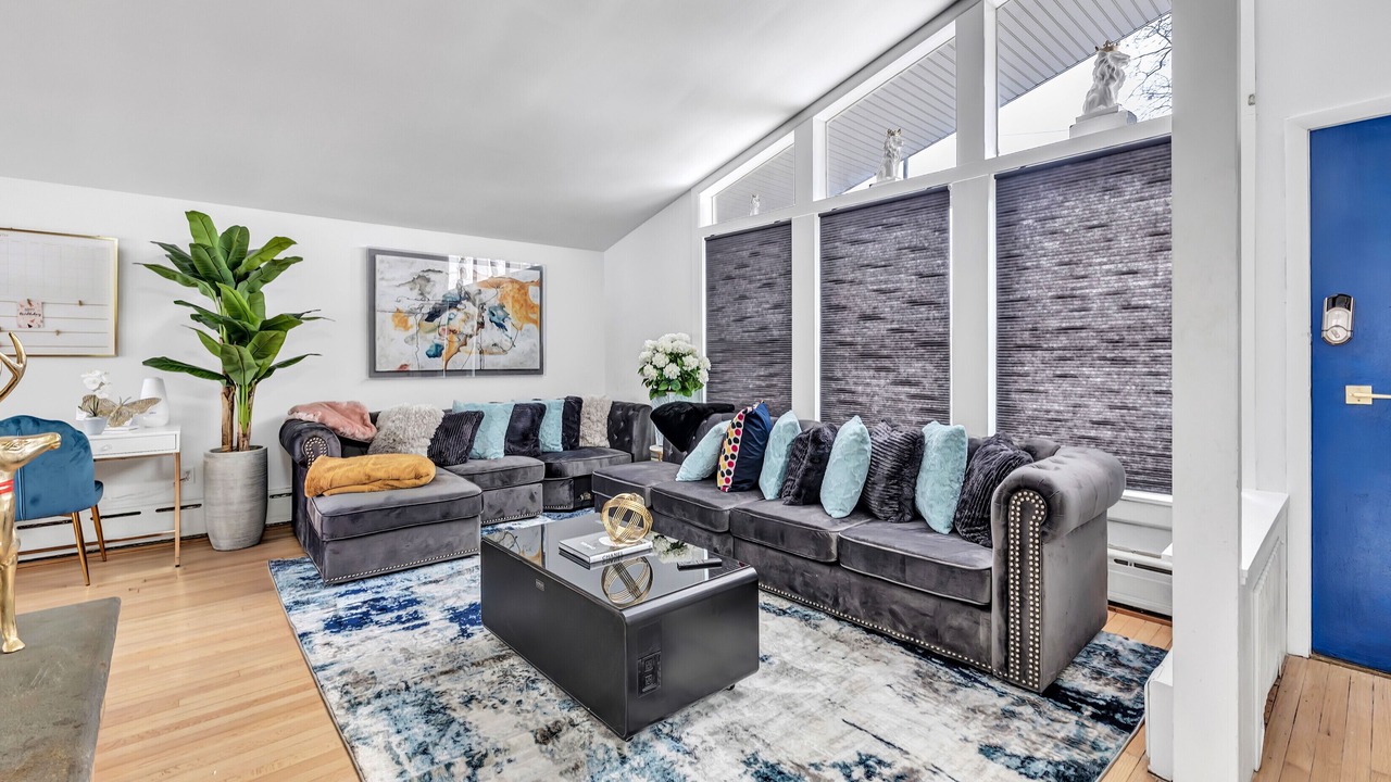 Photo of Livingroom in Bridgeport