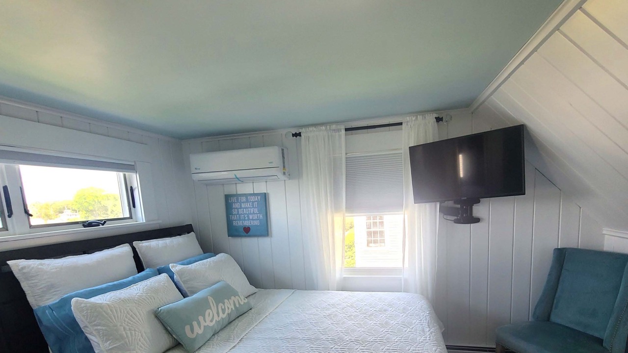 Photo of Bedroom in Boothbay Harbor
