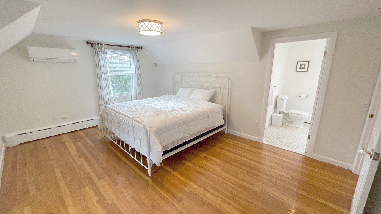 Photo of Bedroom in Newport East