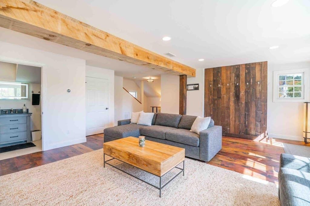 Photo of Livingroom in West Dover