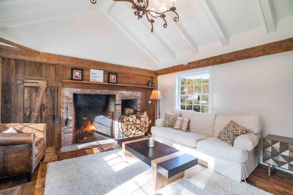 Photo of Livingroom in West Dover