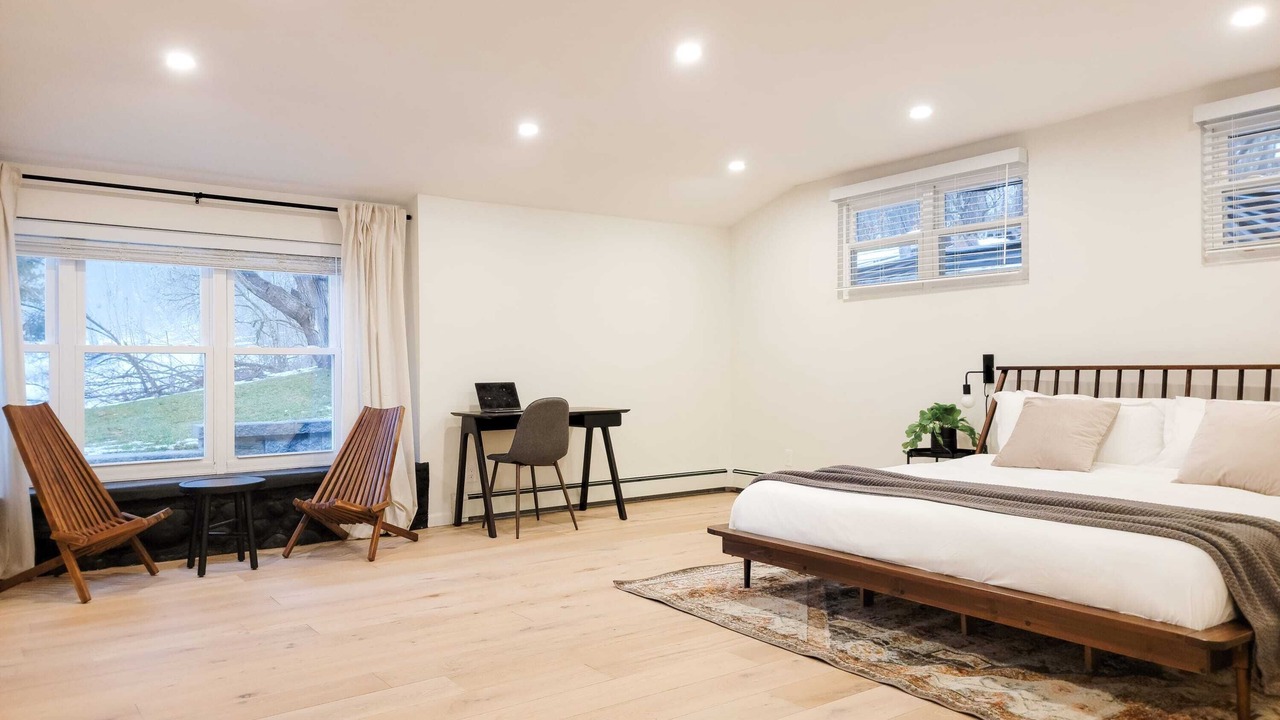 Photo of Bedroom in Lake George