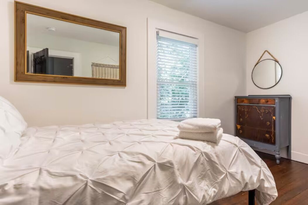 Photo of Bedroom in Greenport West