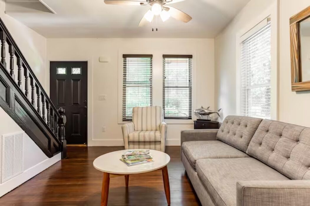 Photo of Livingroom in Greenport West