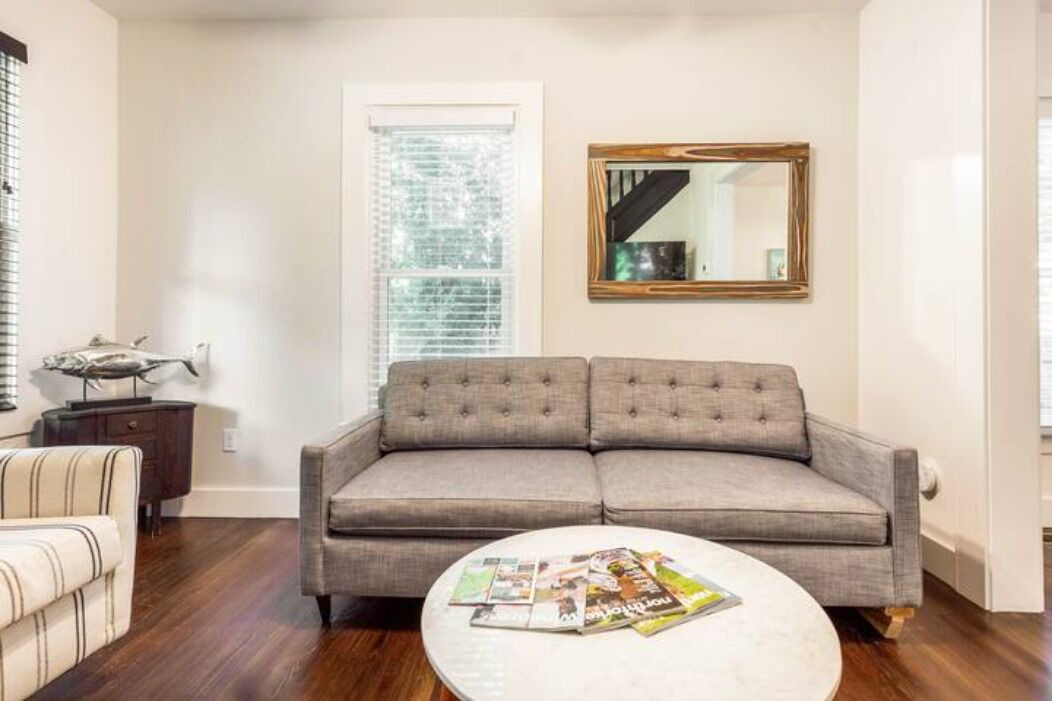 Photo of Livingroom in Greenport West