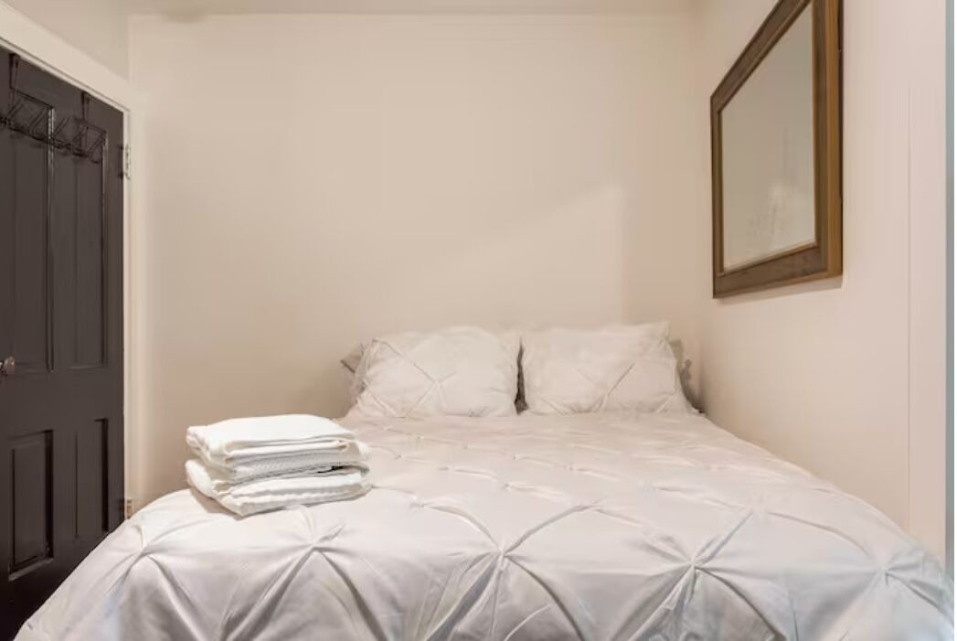Photo of Bedroom in Greenport West