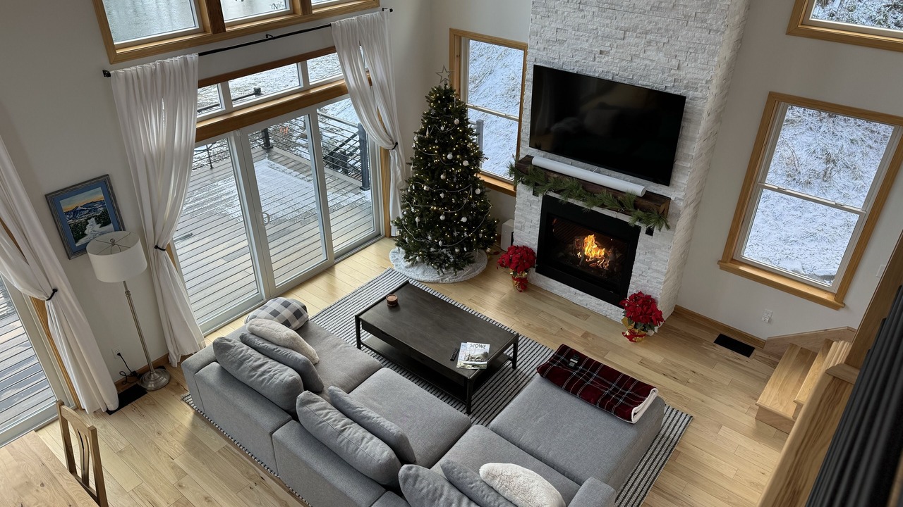 Photo of Livingroom in Stowe Area