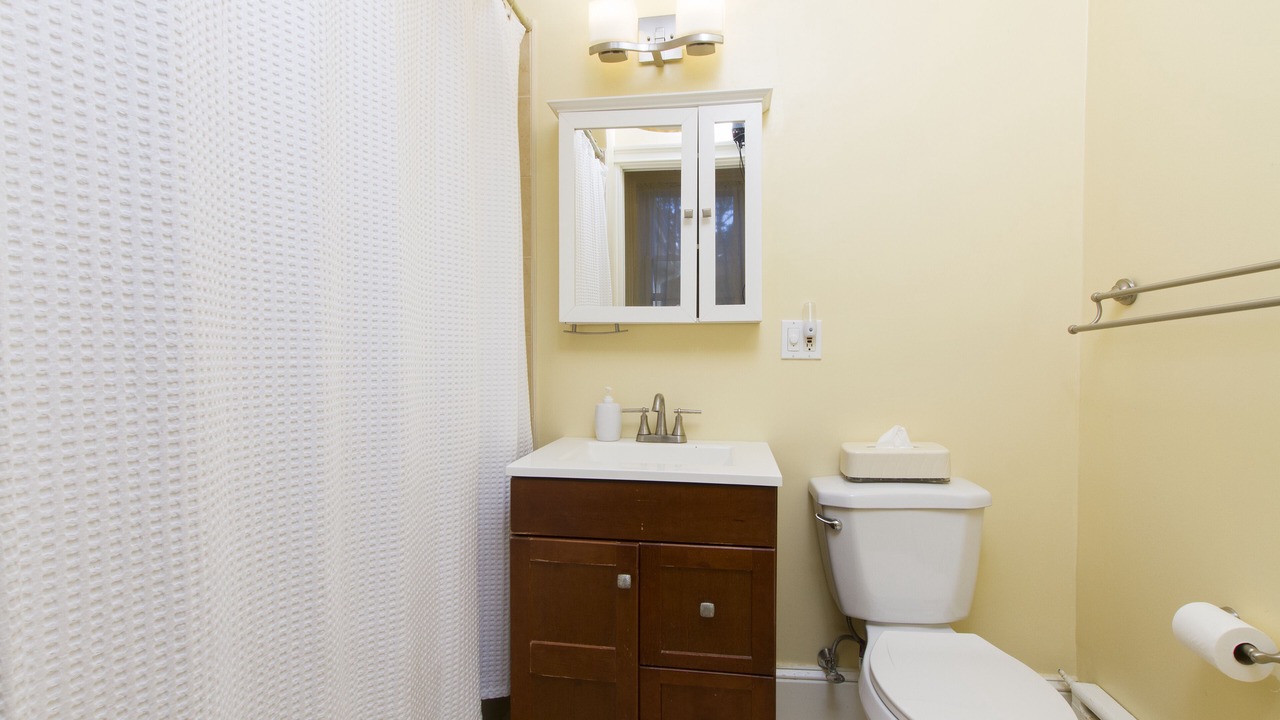 Photo of Bathroom in Fifth Ward