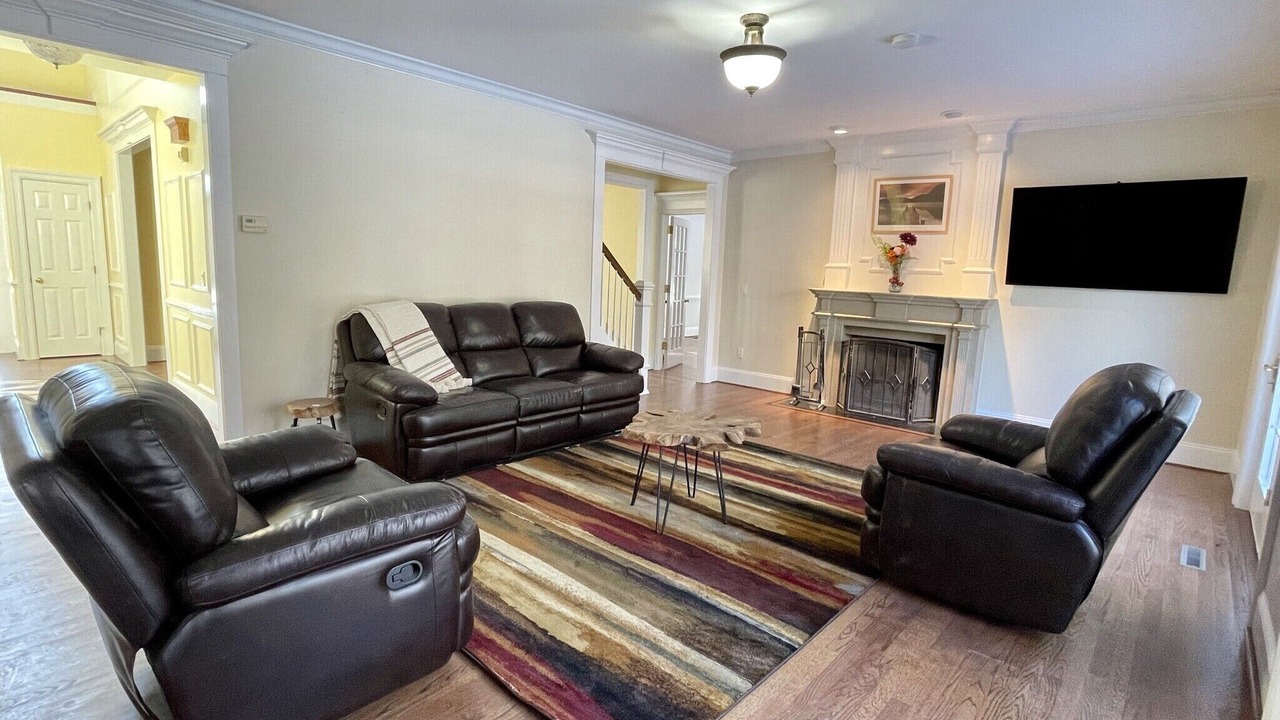 Photo of Livingroom in Avon