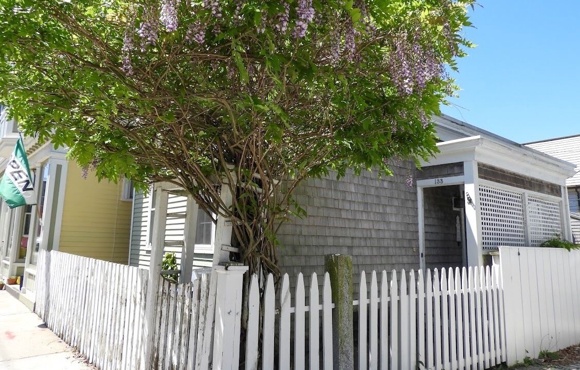 Photo of Outdoor in Top of the Hill