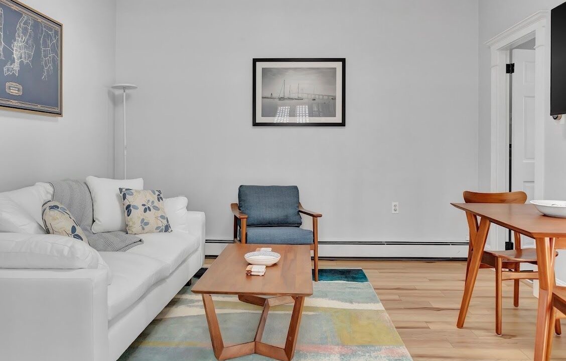 Photo of Livingroom in Top of the Hill