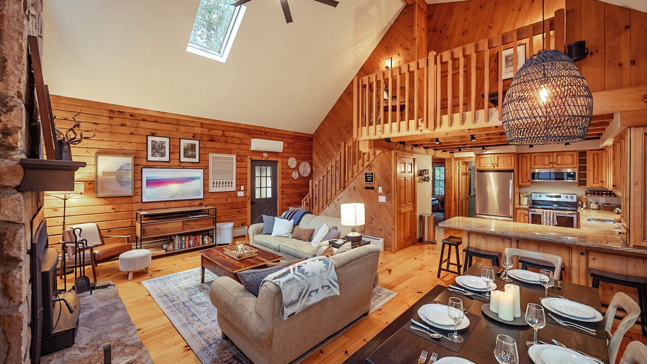Photo of Livingroom in Manchester Center