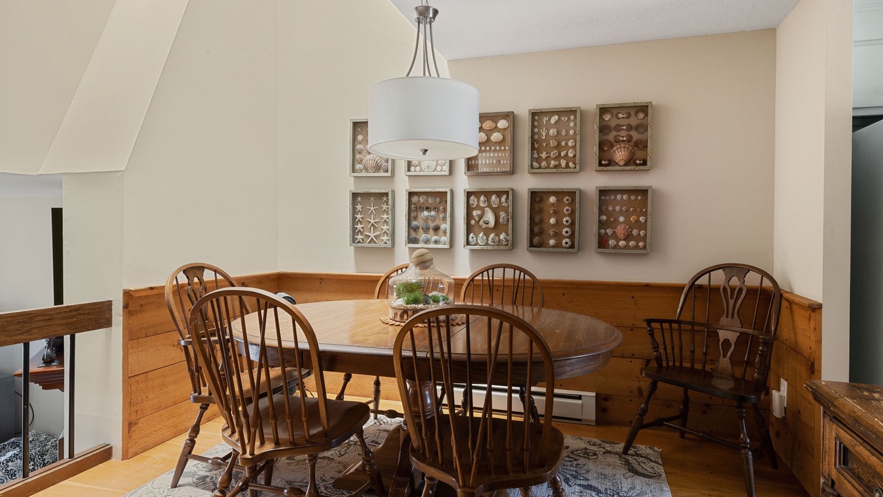 Photo of Livingroom in Hyannis