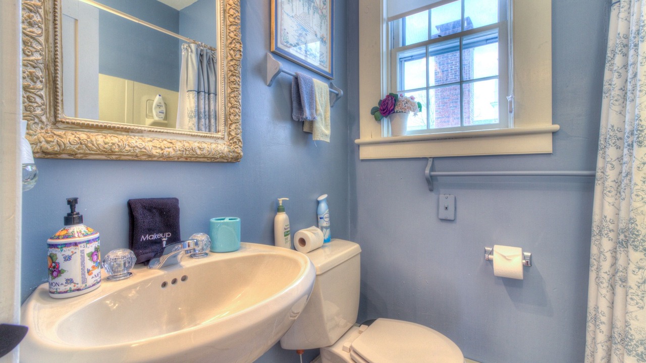 Photo of Bathroom in Weston