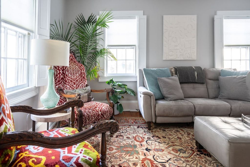 Photo of Livingroom in Historic Hill