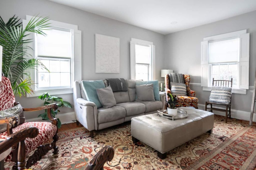 Photo of Livingroom in Historic Hill