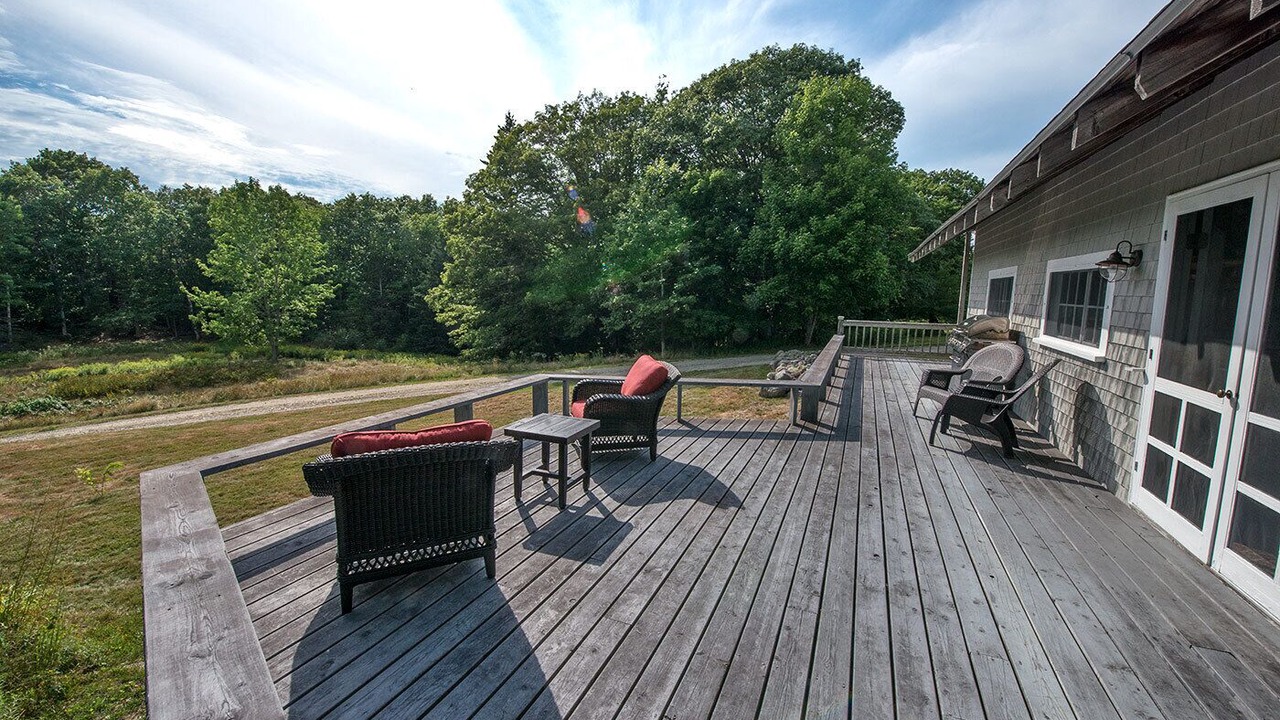 Photo of Patio Balcony in Deer Isle