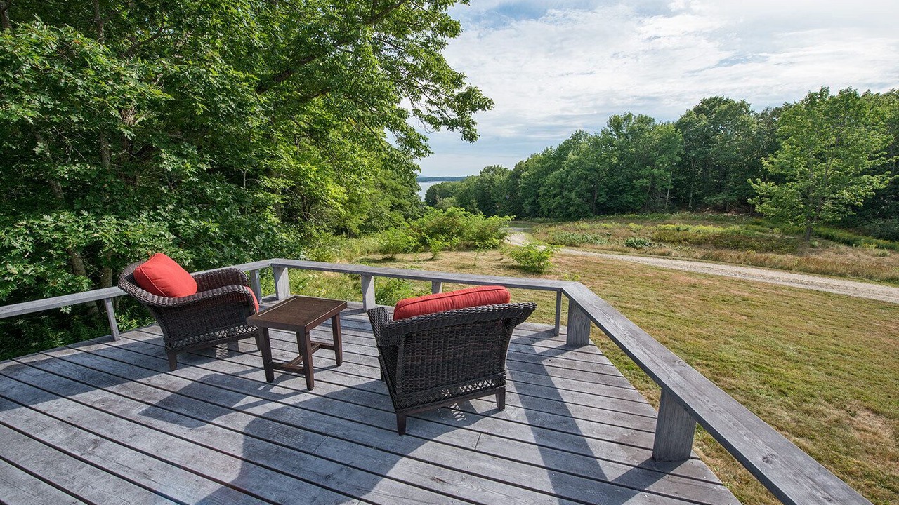 Photo of Patio Balcony in Deer Isle