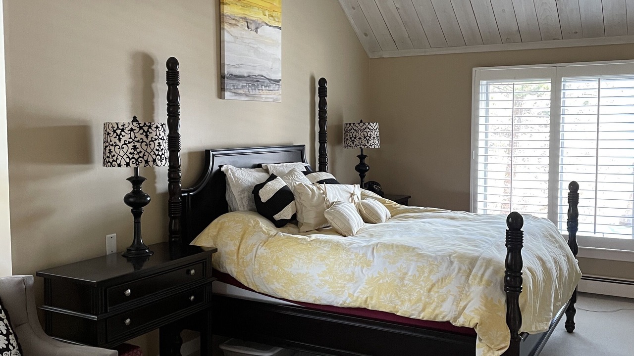 Photo of Bedroom in Mashpee