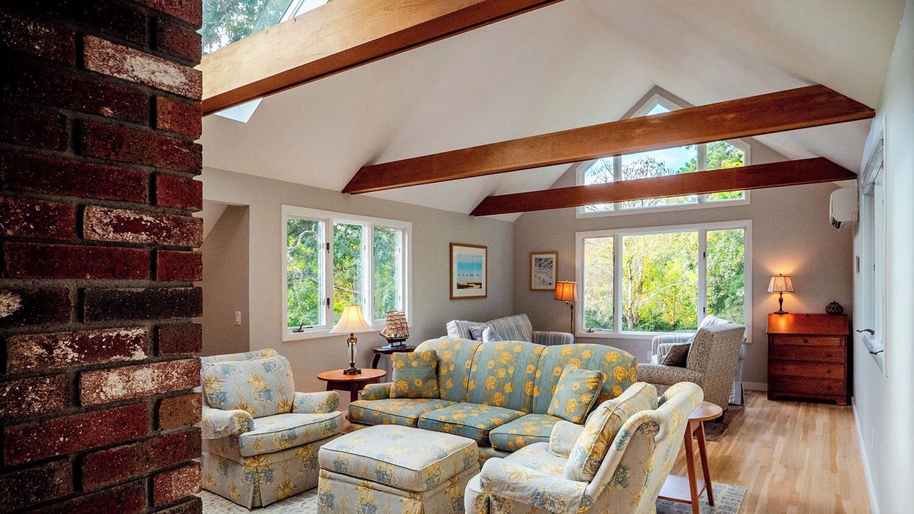 Photo of Livingroom in Eastham