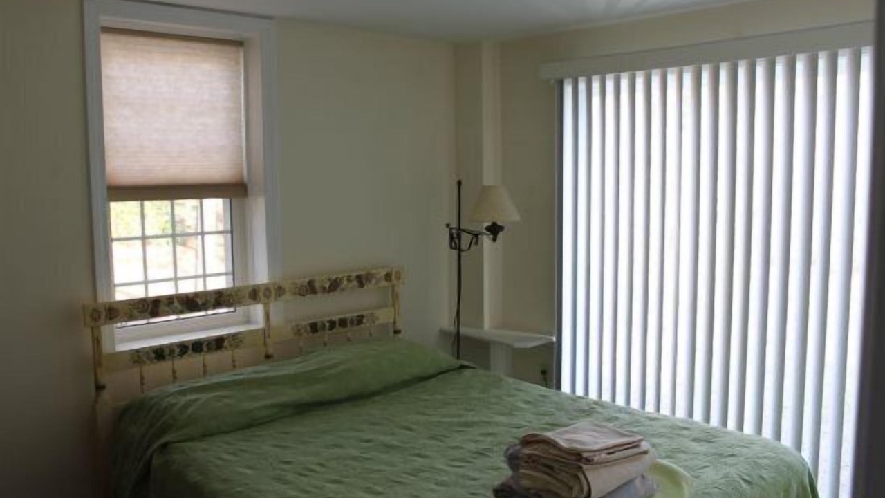 Photo of Bedroom in Dennis