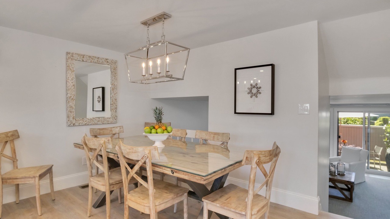 Photo of Livingroom in Hyannis