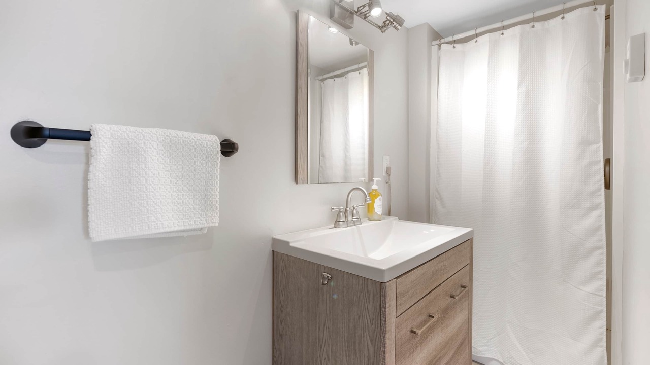 Photo of Bathroom in Old Orchard Beach