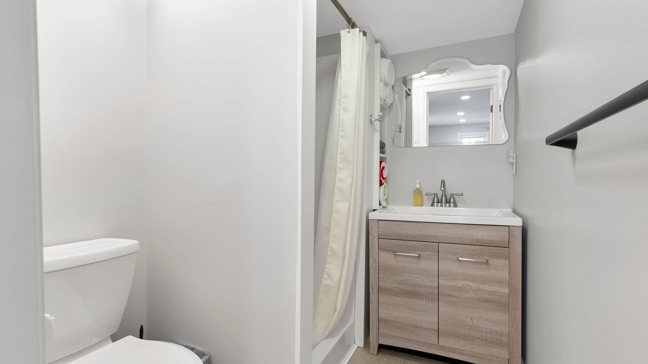Photo of Bathroom in Old Orchard Beach