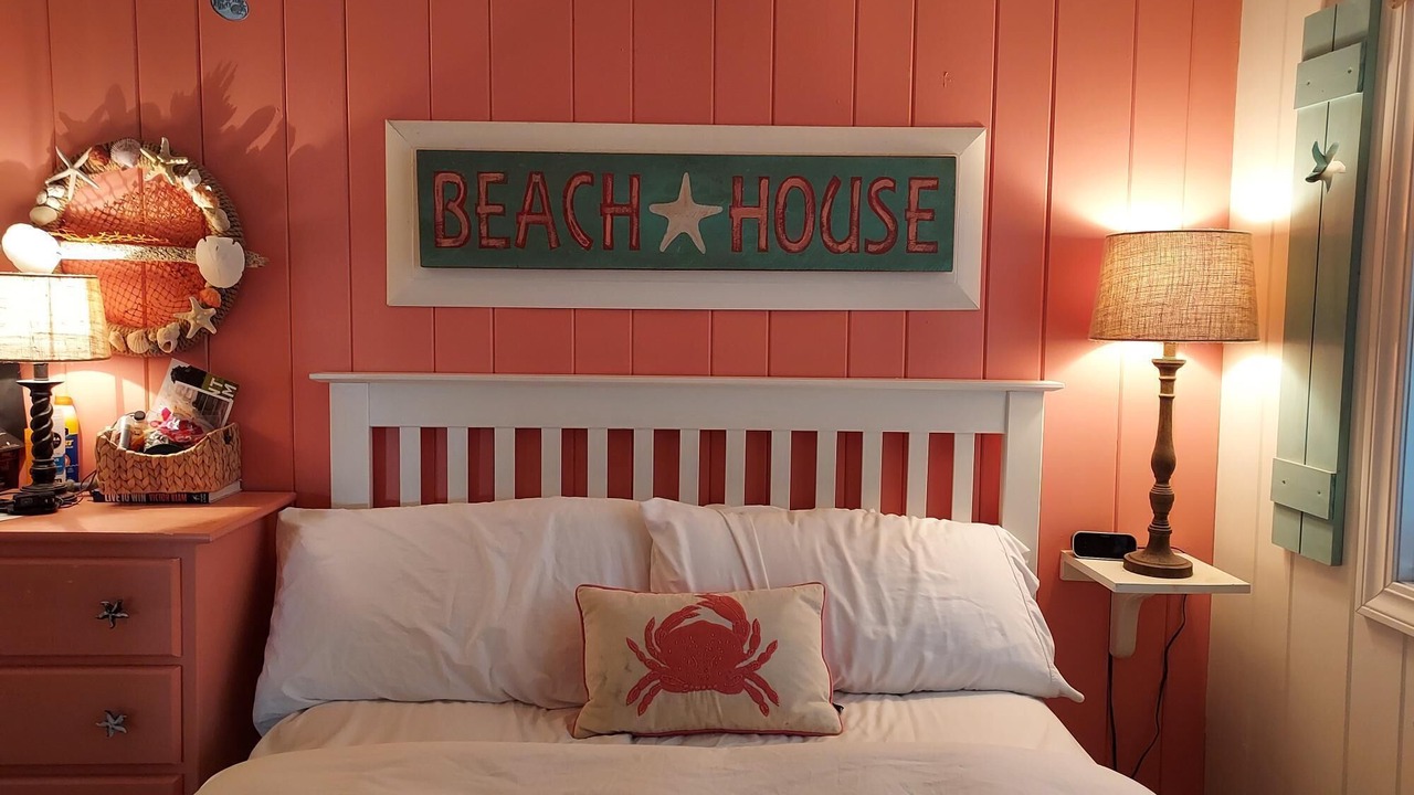 Photo of Bedroom in York Beach