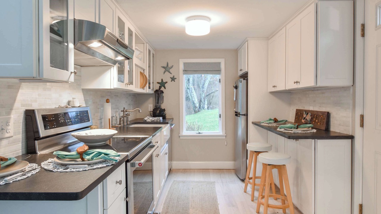 Photo of Kitchen in Brewster