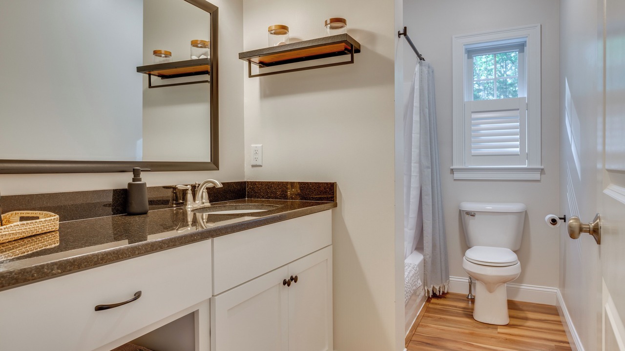 Photo of Bathroom in Arundel