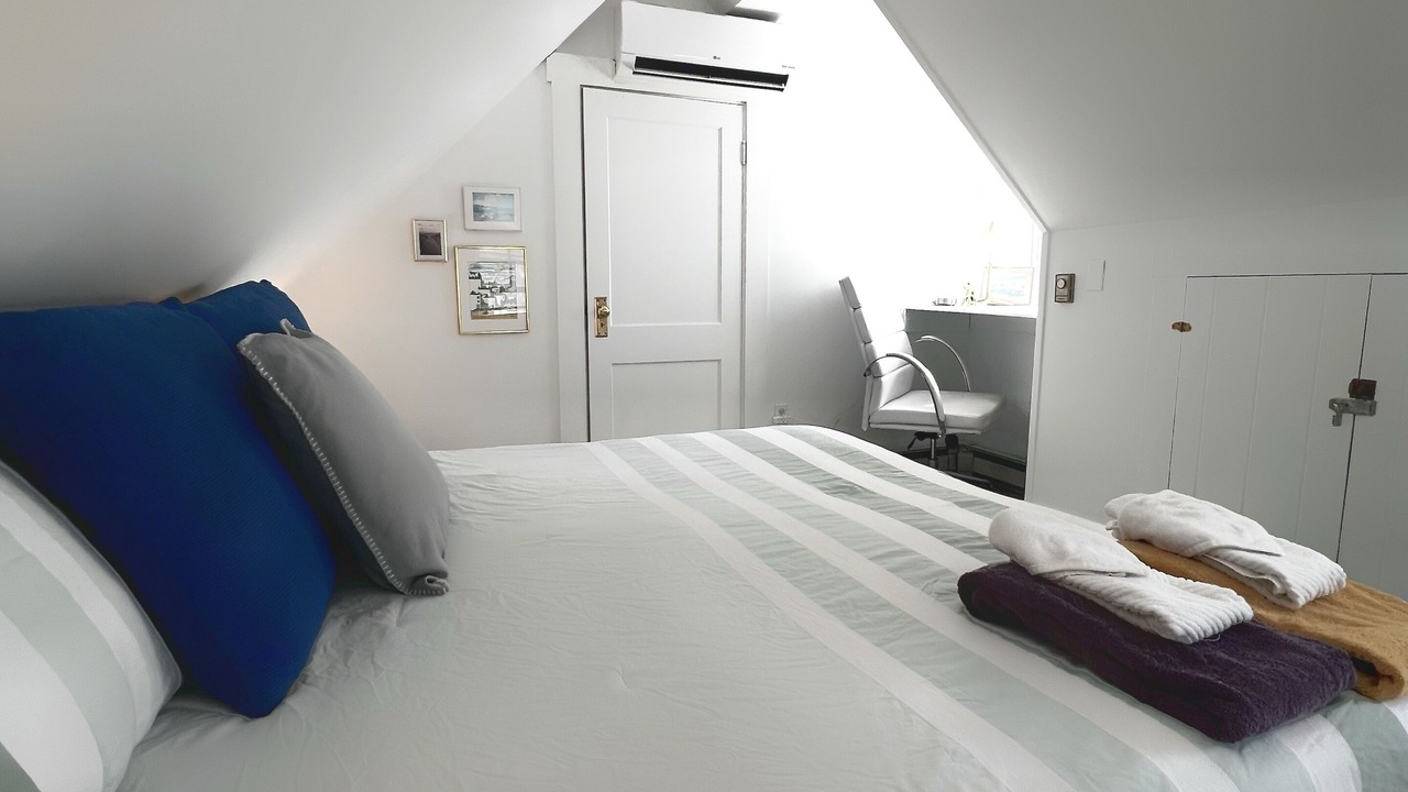 Photo of Bedroom in Commercial Street