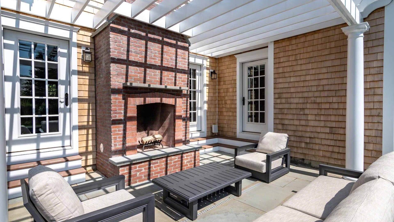 Photo of Patio Balcony in Edgartown