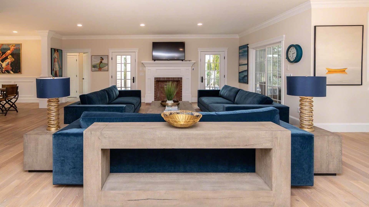 Photo of Livingroom in Edgartown