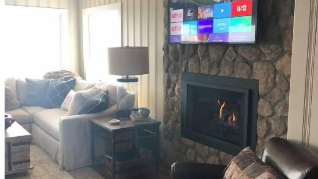 Photo of Livingroom in Milford
