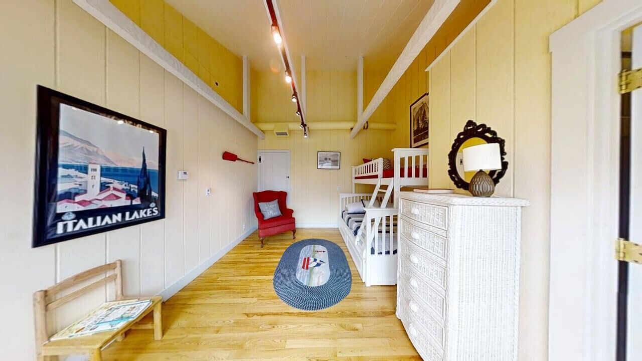 Photo of Bedroom in Dennis