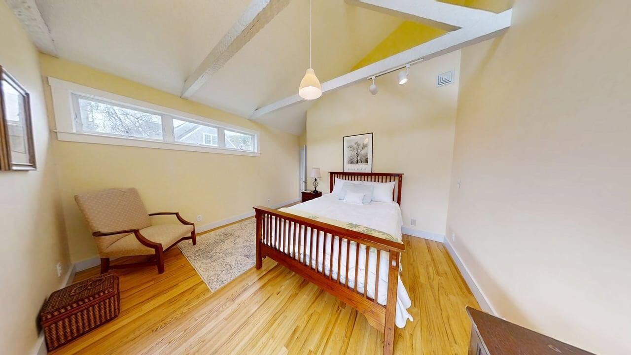 Photo of Bedroom in Dennis