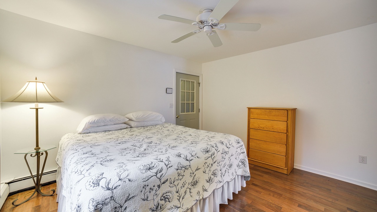 Photo of Bedroom in Bolton Landing