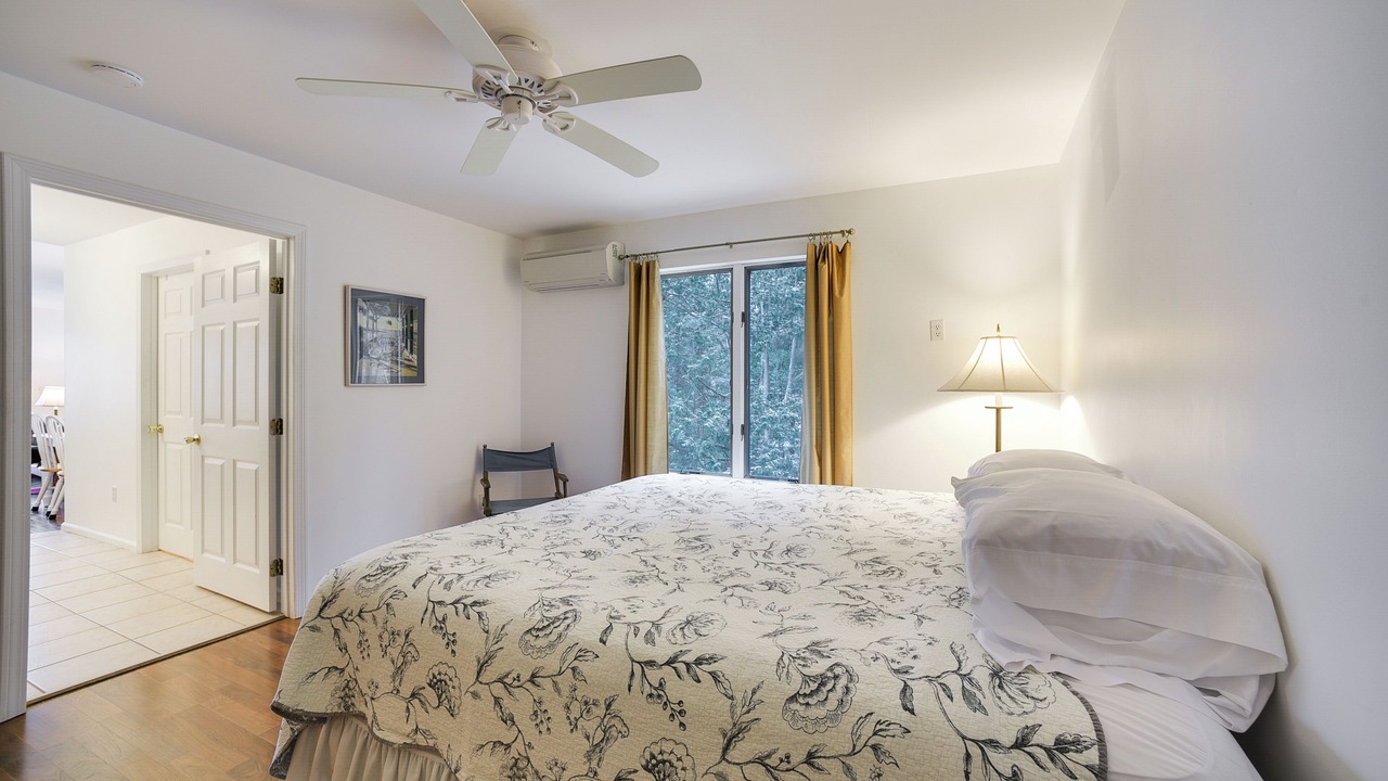 Photo of Bedroom in Bolton Landing